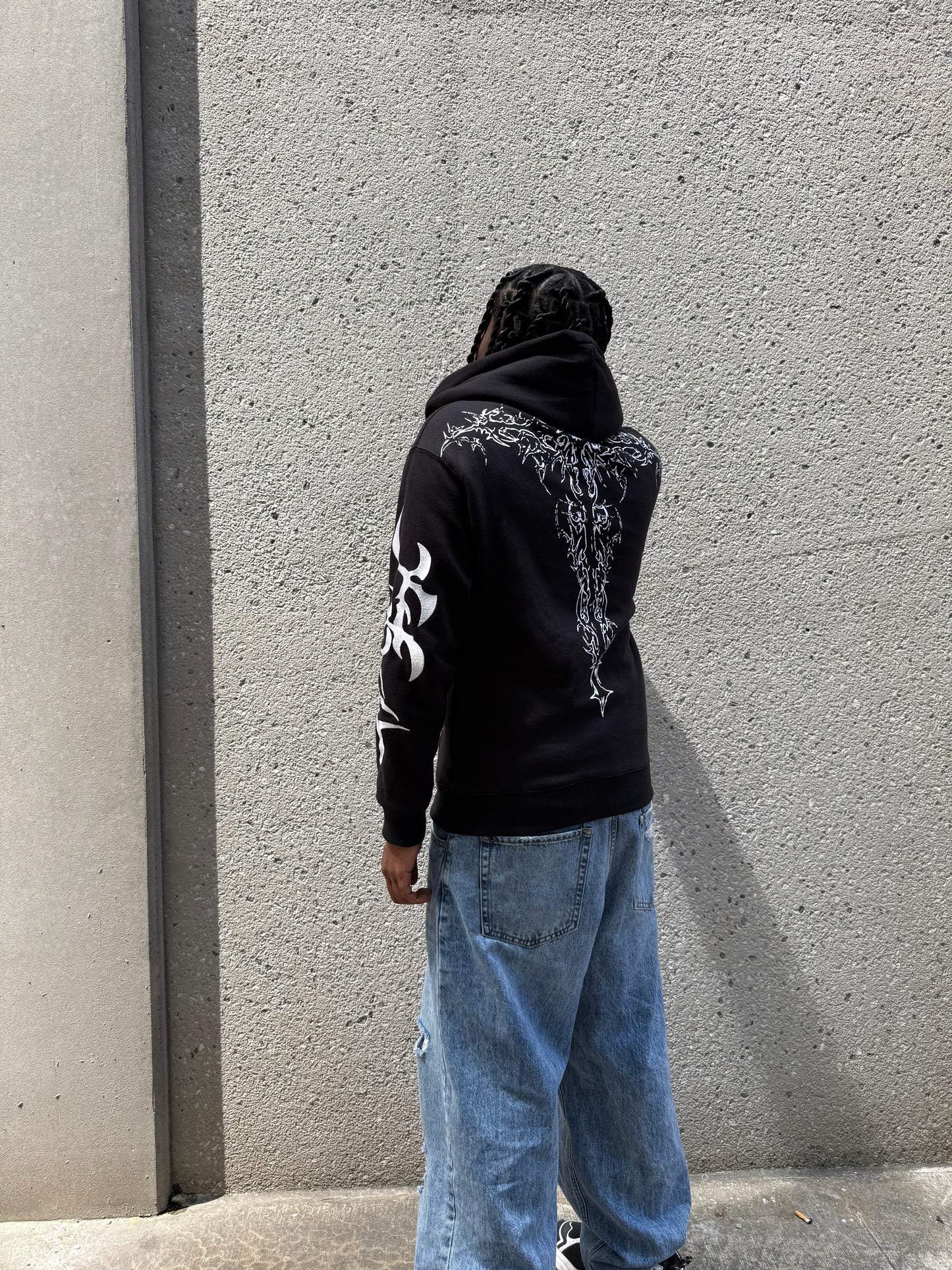 Unmatched Zip - Black