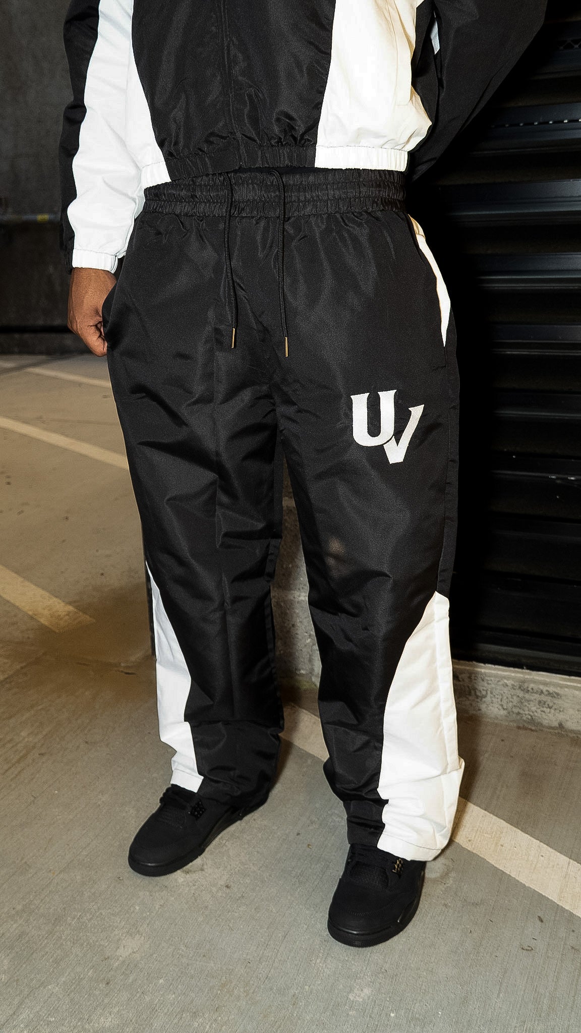 UV Tracksuit - Black